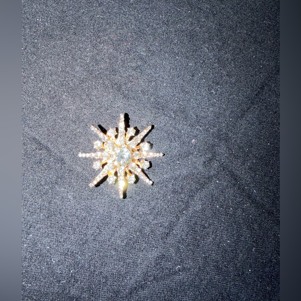 Gold Tone Sunburst Crystal Brooch - Sparkling Clear Stone